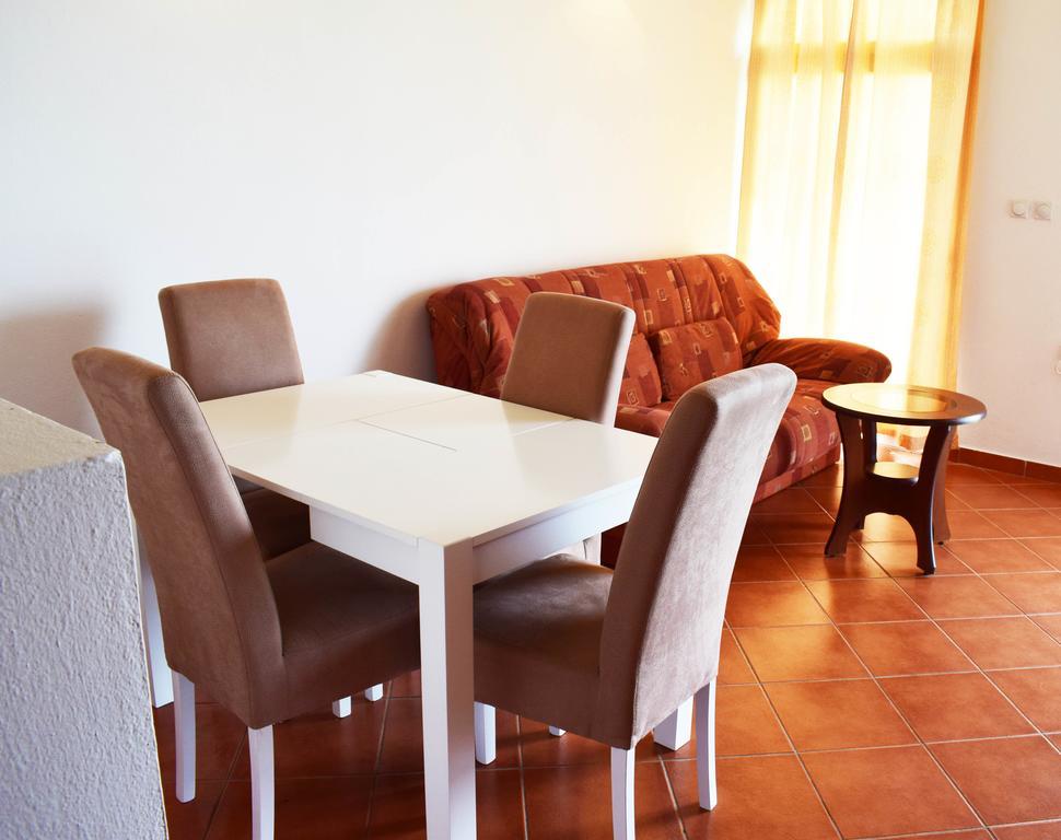 Apartments Kepi Gjerana Улцин Екстериор снимка